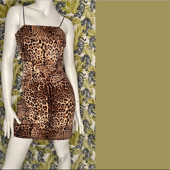 Dresses & Skirts - Cheetah Mini Dress